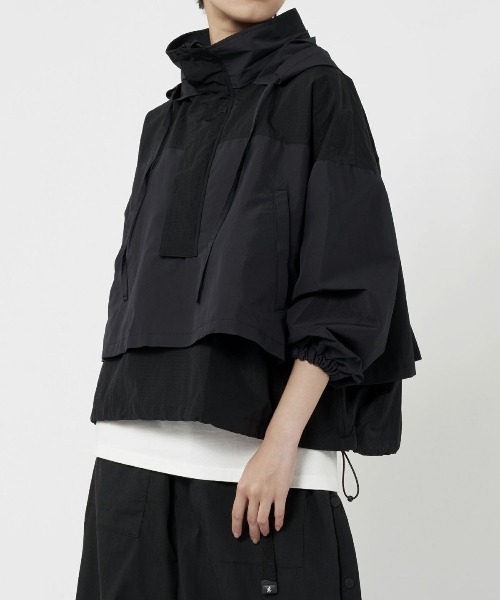 And A（アンドエー）の「Gramicci by F/CE. グラミチバイエフシーイー / F/CE x GRAMICCI LAYERED ANORAK BLOUSON レイヤードアノラックブルゾン（セットアップ） / GUJ3-S3006（ブルゾン・メンズ・ブラック・MEDIUM/LARGE）」の9枚目の写真