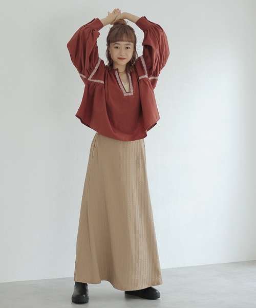 Crisp（クリスプ）の「ケーブルエンボスフレアスカート（スカート・レディース・ベージュ/ホワイト・FREE）」の12枚目の写真