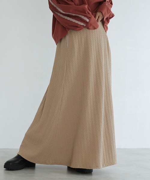 Crisp（クリスプ）の「ケーブルエンボスフレアスカート（スカート・レディース・ベージュ/ホワイト・FREE）」の15枚目の写真