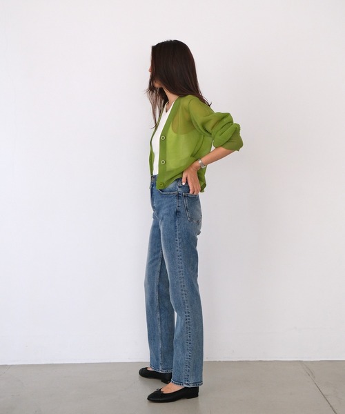 AKTE(アクテ)の「スリムストレートデニムパンツ(デニムパンツ・レディース・ブルー・1/2/2T)」の13枚目の写真