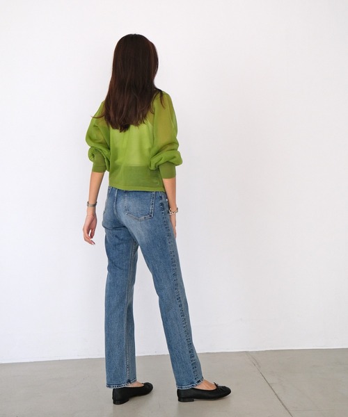 AKTE(アクテ)の「スリムストレートデニムパンツ(デニムパンツ・レディース・ブルー・1/2/2T)」の19枚目の写真