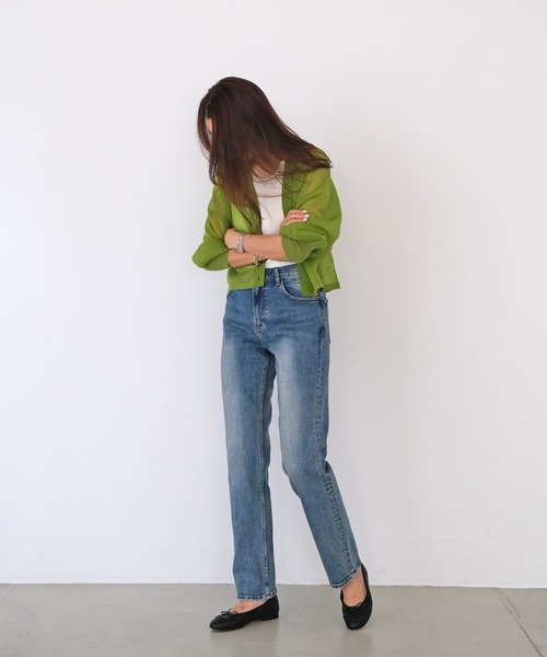 AKTE(アクテ)の「スリムストレートデニムパンツ(デニムパンツ・レディース・ブルー・1/2/2T)」の9枚目の写真