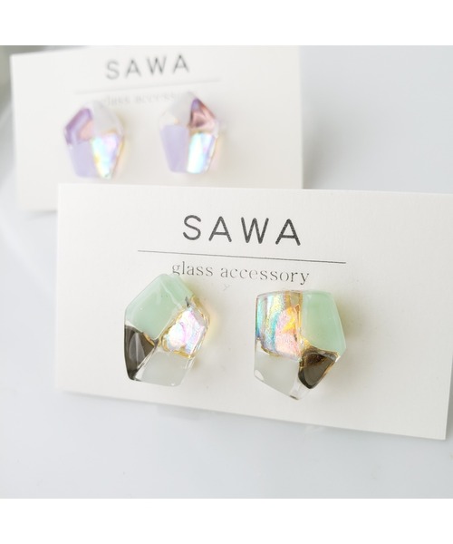 tone(トーン)の「【sawa】多角形ピアス(Sサイズ)(MA)(ピアス(両耳用)・レディース・パープル/グレー/グリーン系その他/ラベンダー・FREE)」の6枚目の写真