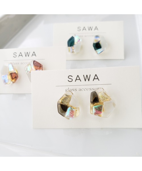 tone(トーン)の「【sawa】多角形ピアス(Sサイズ)(MA)(ピアス(両耳用)・レディース・パープル/グレー/グリーン系その他/ラベンダー・FREE)」の11枚目の写真