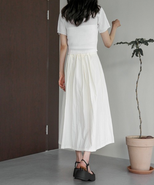 UNE MANSION（ユヌマンション）の「ワッシャーフレアロングスカート（スカート・レディース・スカイブルー/ネイビー/ピンク/アイボリー・FREE）」の6枚目の写真