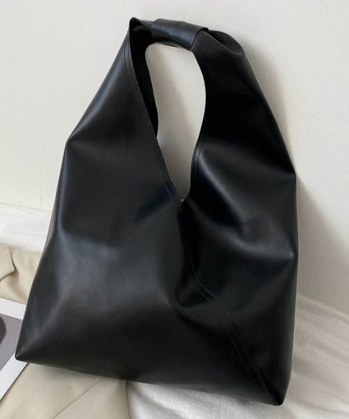 CLEA（クレア）の「トライアングル ソフトフェイクレザートートバッグ（トートバッグ・レディース・ホワイト/ブラック/キャメル・FREE）」の12枚目の写真