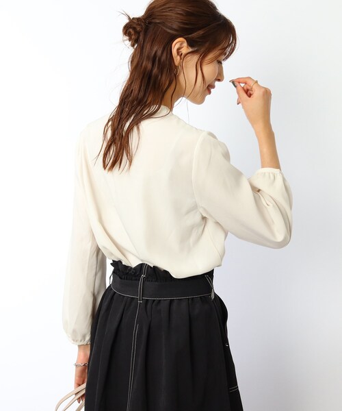 DRESKIP(ドレスキップ)の「◆ボウタイ風ブラウス(シャツ/ブラウス・レディース・サックスブルー/ホワイト系3/ブラック系/ナチュラル・03/02/04)」の21枚目の写真