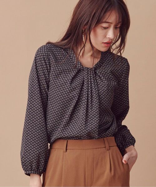 DRESKIP(ドレスキップ)の「◆ボウタイ風ブラウス(シャツ/ブラウス・レディース・サックスブルー/ホワイト系3/ブラック系/ナチュラル・03/02/04)」の3枚目の写真