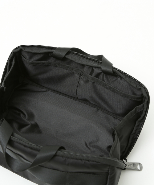 INDISPENSABLE （インディスペンサブル）の「【INDISPENSABLE / インディスペンサブル】IDP GADGET CASE BITE ECONYL MS  ガジェットケース3.5L（ハンドバッグ・メンズ・ブラック・フリー）」の10枚目の写真