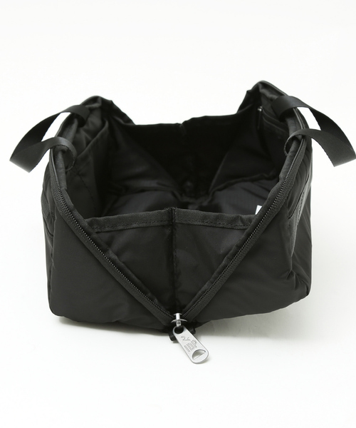 INDISPENSABLE （インディスペンサブル）の「【INDISPENSABLE / インディスペンサブル】IDP GADGET CASE BITE ECONYL MS  ガジェットケース3.5L（ハンドバッグ・メンズ・ブラック・フリー）」の11枚目の写真