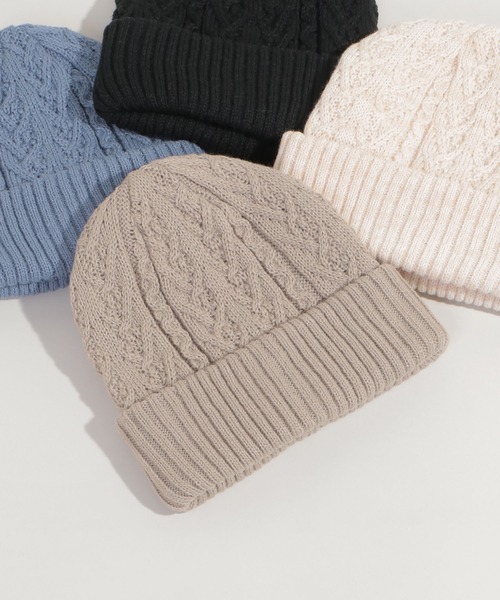 ikka（イッカ）の「ケーブルニットワッチ（ニットキャップ/ビーニー・レディース・ライトパープル/ベージュ/ブラック/オフホワイト・FREE）」の4枚目の写真