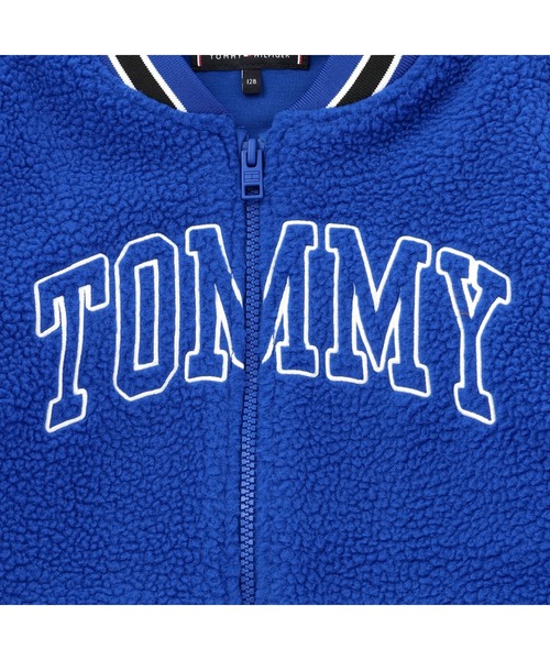 TOMMY HILFIGER(トミーヒルフィガー)の「KIDS ジップスルーバーシティジャケット(スタジャン・キッズ・ブルー・80cm/110cm/120cm/90cm/100cm)」の4枚目の写真