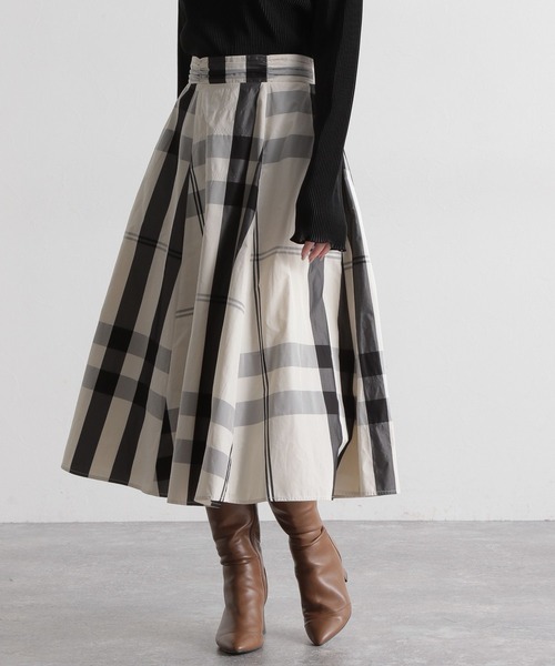 Andemiu(アンデミュウ)の「【選べる着丈/WEB限定】アソートガラスカート173772(スカート・レディース・ブラック/グリーン/ホワイト系8/ネイビー系/ブルー/ボルドー・FREE/フリー)」の18枚目の写真