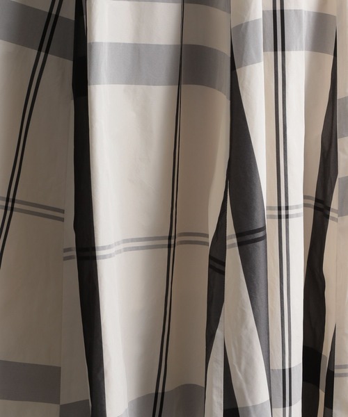 Andemiu(アンデミュウ)の「【選べる着丈/WEB限定】アソートガラスカート173772(スカート・レディース・ブラック/グリーン/ホワイト系8/ネイビー系/ブルー/ボルドー・FREE/フリー)」の20枚目の写真