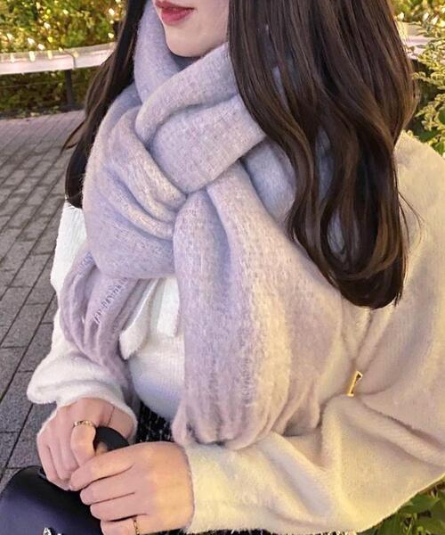 INGNI（イング）の「マカロンボリュームストール（ストール/ショール・レディース・オフホワイト/ピンク/ミント/モカ/ラベンダー・ONE SIZE）」の4枚目の写真