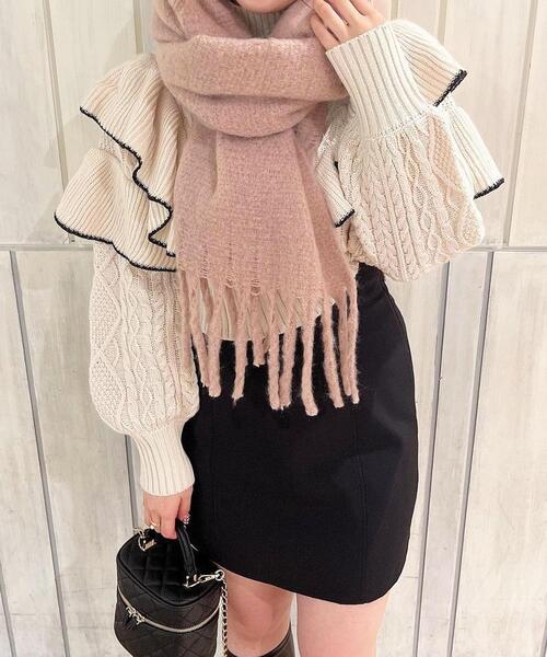 INGNI（イング）の「マカロンボリュームストール（ストール/ショール・レディース・オフホワイト/ピンク/ミント/モカ/ラベンダー・ONE SIZE）」の9枚目の写真