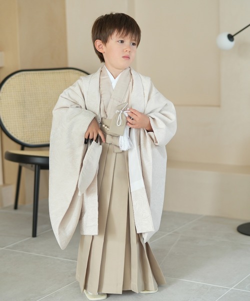 新品　七五三５歳用袴セット utatane ウタタネ かぷり utatane（ウタタネ）の「七五三5歳用袴セット かぷり（着物）」 - WEAR