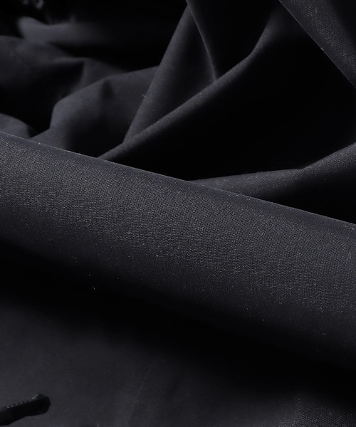 Mammut(マムート)の「MAMMUT/マムート Trovat 3 in 1 HS Hooded ジャケット(ダウンジャケット/コート・メンズ・ブラック/ネイビー・L/M)」の4枚目の写真