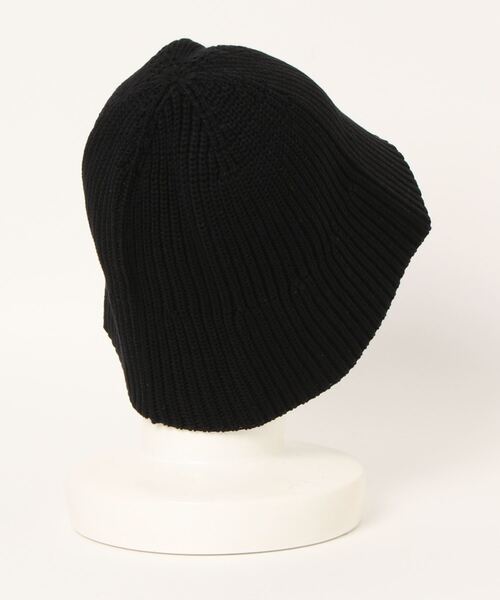 SPINNS（スピンズ）の「ニットクローシュハット（ハット・レディース・オフホワイト/ブラック・ONESIZE）」の3枚目の写真