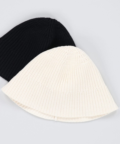 SPINNS（スピンズ）の「ニットクローシュハット（ハット・レディース・オフホワイト/ブラック・ONESIZE）」の13枚目の写真