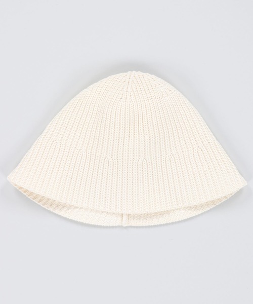 SPINNS（スピンズ）の「ニットクローシュハット（ハット・レディース・オフホワイト/ブラック・ONESIZE）」の14枚目の写真