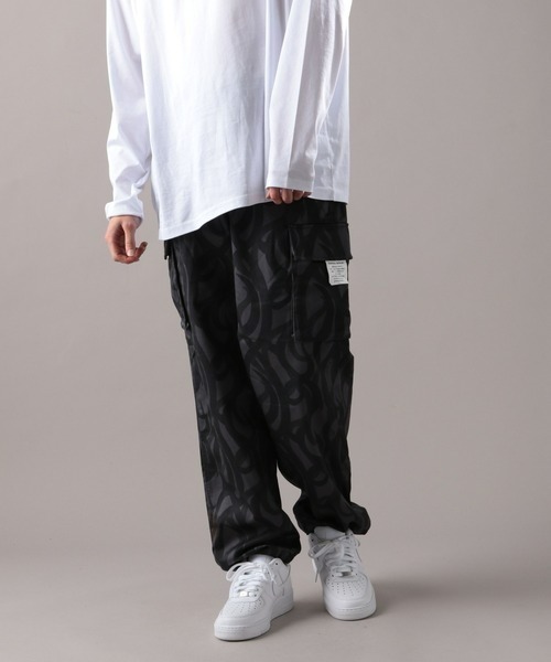 L.H.P Private Brand(エルエイチピープライベートブランド)の「DankeSchon/ダンケシェーン/トライバルカーゴパンツ(その他パンツ・メンズ・グレー/ベージュ・S/L)」の5枚目の写真