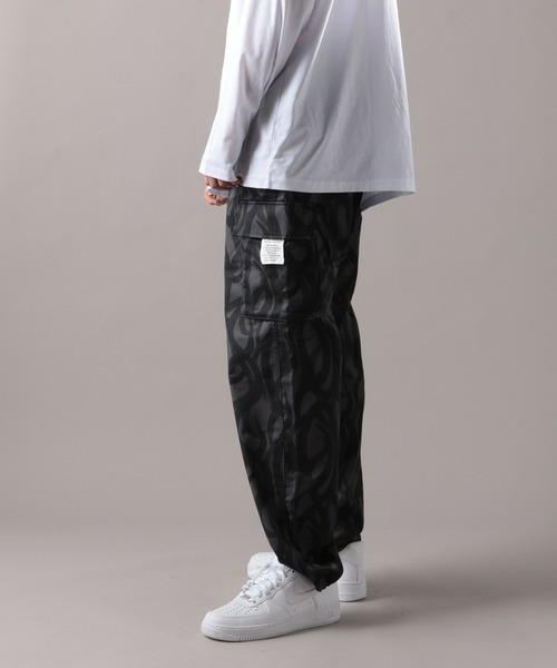 L.H.P Private Brand(エルエイチピープライベートブランド)の「DankeSchon/ダンケシェーン/トライバルカーゴパンツ(その他パンツ・メンズ・グレー/ベージュ・S/L)」の6枚目の写真