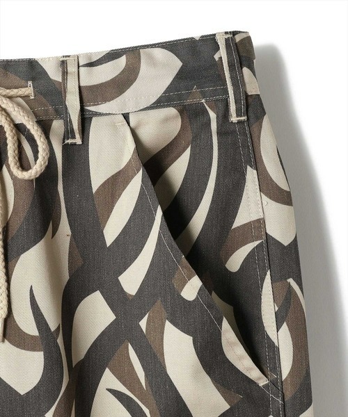 L.H.P Private Brand(エルエイチピープライベートブランド)の「DankeSchon/ダンケシェーン/トライバルカーゴパンツ(その他パンツ・メンズ・グレー/ベージュ・S/L)」の14枚目の写真