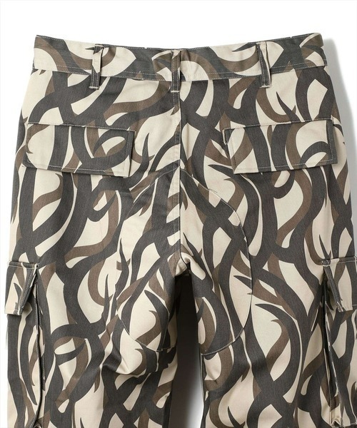 L.H.P Private Brand(エルエイチピープライベートブランド)の「DankeSchon/ダンケシェーン/トライバルカーゴパンツ(その他パンツ・メンズ・グレー/ベージュ・S/L)」の17枚目の写真