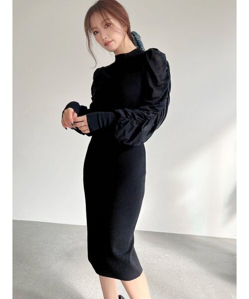 RESEXXY(リゼクシー)の「スリーブギャザータイトニットワンピース(ワンピース・レディース・ブラウン/ホワイト/ブラック・MEDIUM/SMALL)」の19枚目の写真