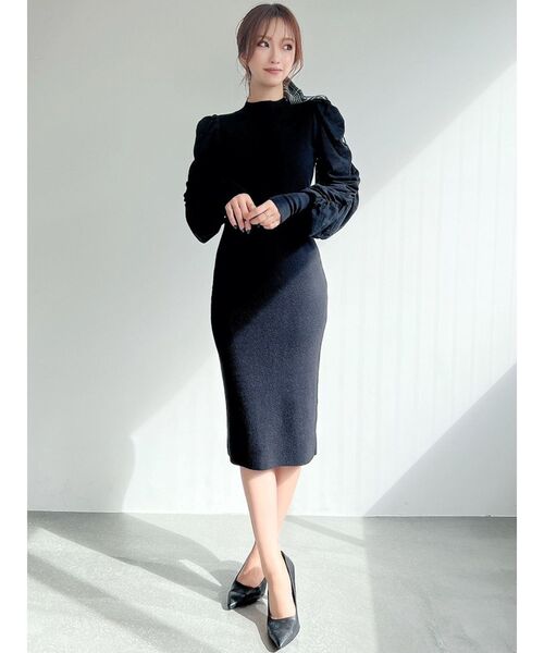 RESEXXY(リゼクシー)の「スリーブギャザータイトニットワンピース(ワンピース・レディース・ブラウン/ホワイト/ブラック・MEDIUM/SMALL)」の15枚目の写真