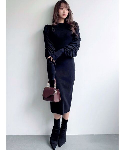 RESEXXY(リゼクシー)の「スリーブギャザータイトニットワンピース(ワンピース・レディース・ブラウン/ホワイト/ブラック・MEDIUM/SMALL)」の16枚目の写真