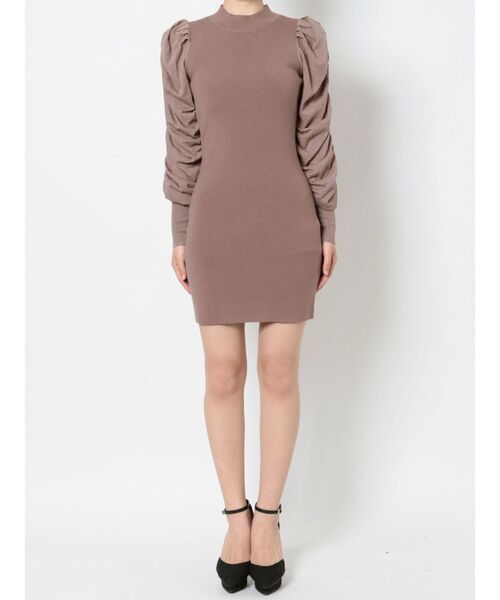 RESEXXY(リゼクシー)の「スリーブギャザータイトニットワンピース(ワンピース・レディース・ブラウン/ホワイト/ブラック・MEDIUM/SMALL)」の13枚目の写真