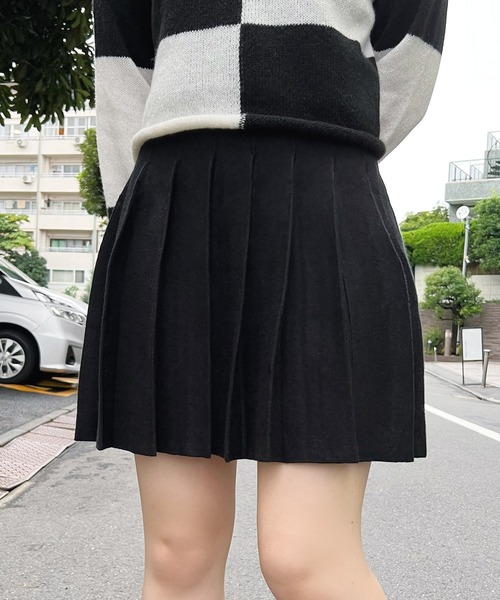 Figments（フィグメンツ）の「ニットプリーツミニスカート（スカート・レディース・ブラック/グレー/グリーン・FREE）」の2枚目の写真