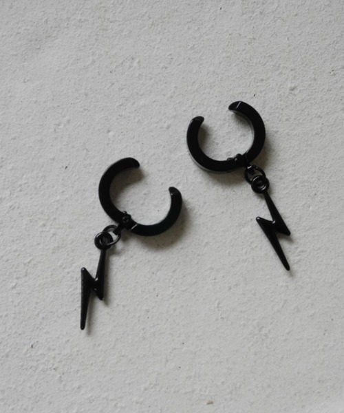 Port（ポート）の「メンズライク ドロップモチーフ イヤーカフ（イヤーカフ・メンズ・シルバー系その他/ブラック系その他/シルバー/ブラック/ブラック系その他2/シルバー系その他2・FREE）」の11枚目の写真