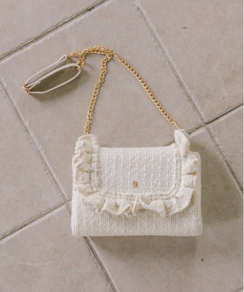 OLIVE des OLIVE（オリーブデオリーブ）の「ツイードフリルショルダー（ショルダーバッグ・レディース・ブラック/アイボリー・FREE）」の2枚目の写真
