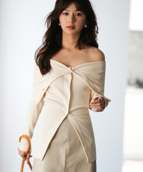 SAISON DE PAPILLON（セゾンドパピヨン）の「オフショルダーリブニットプルオーバー（カーディガン/ボレロ・レディース・ベージュ/ピンク/モカ/ネイビー・L/M）」の11枚目の写真