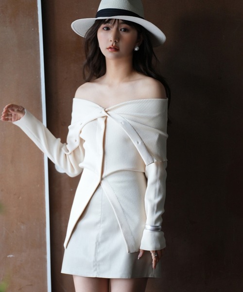 SAISON DE PAPILLON（セゾンドパピヨン）の「オフショルダーリブニットプルオーバー（カーディガン/ボレロ・レディース・ベージュ/ピンク/モカ/ネイビー・L/M）」の20枚目の写真