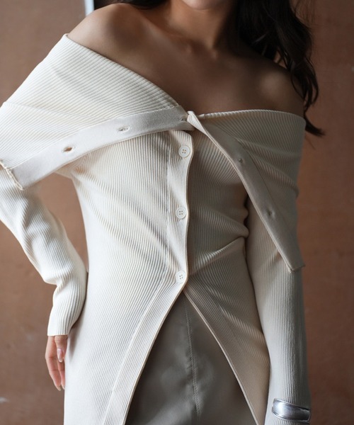 SAISON DE PAPILLON（セゾンドパピヨン）の「オフショルダーリブニットプルオーバー（カーディガン/ボレロ・レディース・ベージュ/ピンク/モカ/ネイビー・L/M）」の22枚目の写真