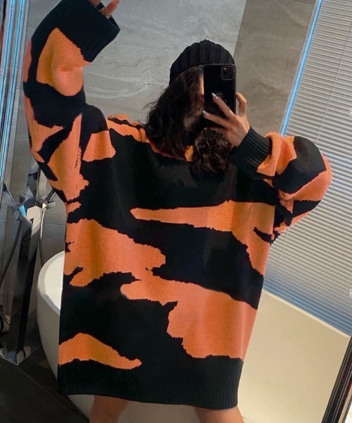 me+em select(ミームセレクト)の「ビッグシルエットバイカラーゼブラニット / bicolor zebra pattern knit(ニット/セーター・レディース・グリーン/ピンク/オレンジ・FREE)」の3枚目の写真