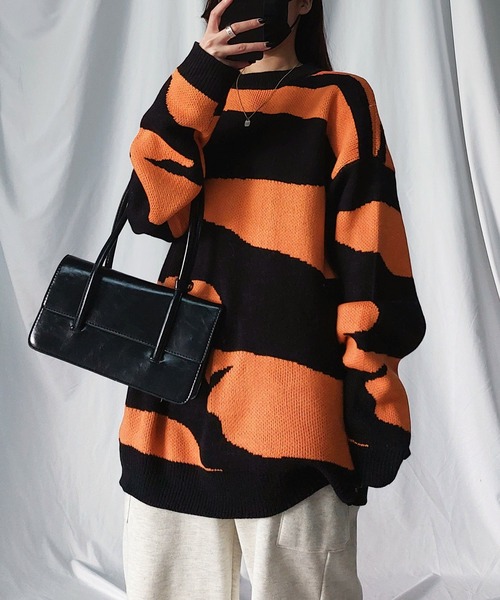 me+em select(ミームセレクト)の「ビッグシルエットバイカラーゼブラニット / bicolor zebra pattern knit(ニット/セーター・レディース・グリーン/ピンク/オレンジ・FREE)」の19枚目の写真