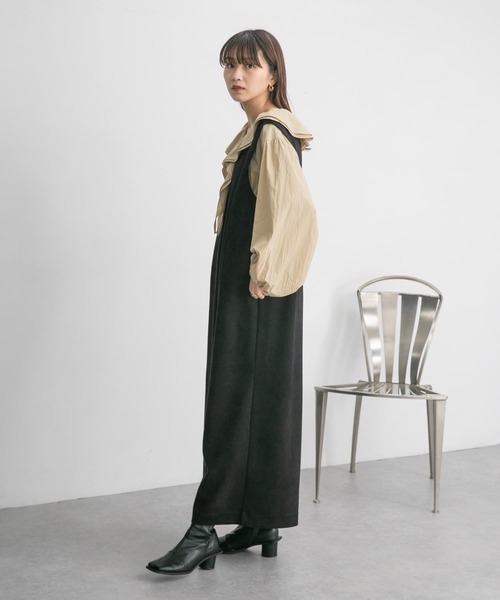 KBF（ケイビーエフ）の「フリルカラーボリュームスリーブ