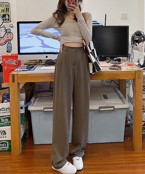 SETUP7（セットアップセブン）の「【SETUP7】ハイウエストタックパンツ KNF（スラックス・レディース・ベージュ/ブラック/グレー/ホワイト・M/L）」の7枚目の写真