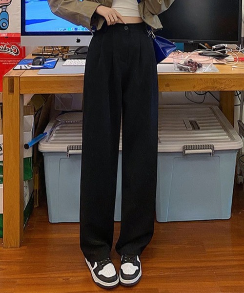 SETUP7（セットアップセブン）の「【SETUP7】ハイウエストタックパンツ KNF（スラックス・レディース・ベージュ/ブラック/グレー/ホワイト・M/L）」の8枚目の写真