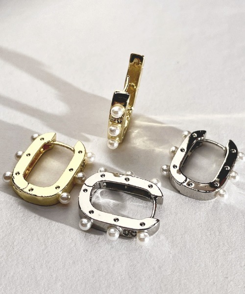 Futier land(フューティアランド)の「タイニーストーンフープピアス(ピアス(両耳用)・レディース・シルバー/ゴールド・FREE)」の7枚目の写真