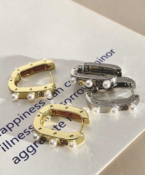 Futier land(フューティアランド)の「タイニーストーンフープピアス(ピアス(両耳用)・レディース・シルバー/ゴールド・FREE)」の10枚目の写真