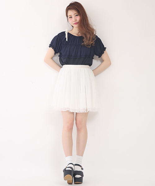 one after another NICE CLAUP（ワンアフターアナザーナイスクラップ）の「【ナイスクラップ】シャーリング切替Tシャツ（Tシャツ/カットソー・レディース・その他12/ネイビー/ホワイト・FREE）」の5枚目の写真