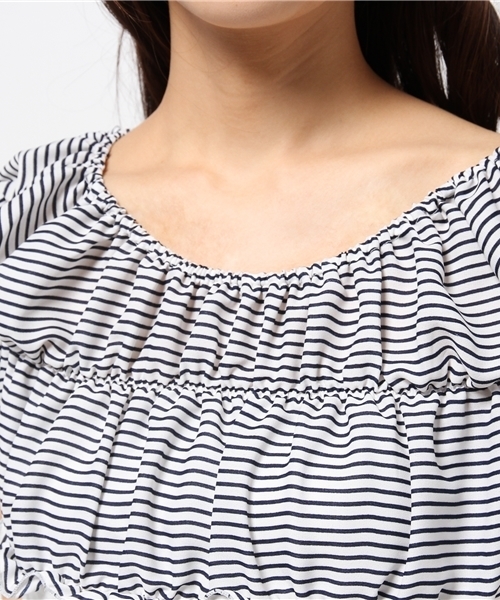 one after another NICE CLAUP（ワンアフターアナザーナイスクラップ）の「【ナイスクラップ】シャーリング切替Tシャツ（Tシャツ/カットソー・レディース・その他12/ネイビー/ホワイト・FREE）」の13枚目の写真