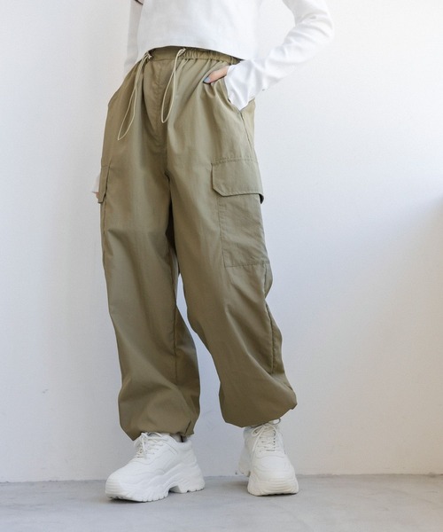 repipi armario（レピピ アルマリオ）の「ウエストドロストカーゴパンツ（カーゴパンツ・キッズ・ブラック/カーキ/パープル/ホワイト/サックスブルー・SMALL/MEDIUM/LARGE）」の3枚目の写真