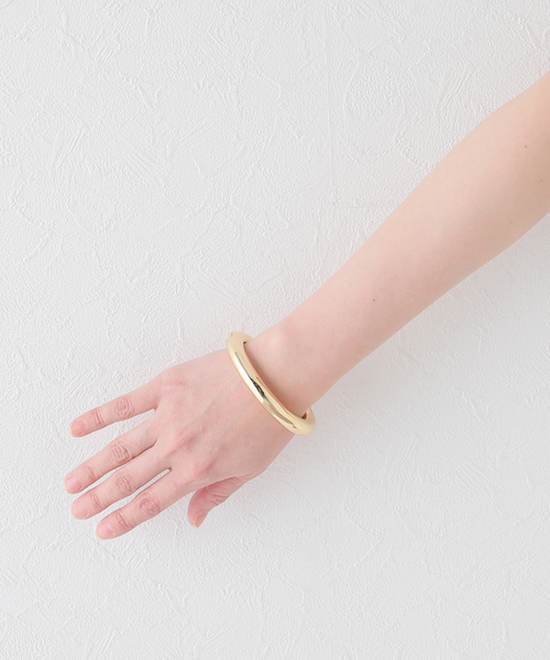 AP STUDIO(エーピーストゥディオ)の「*【JENNY BIRD/ジェニーバード】hoop bangle(ブレスレット・レディース・ゴールド・FREE)」の9枚目の写真